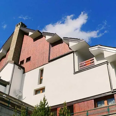 Comunione Cervinia Due Aparthotel *